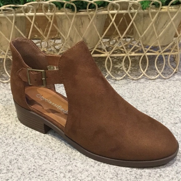 Cut of Buckle Bootie - Picture 3 of 6